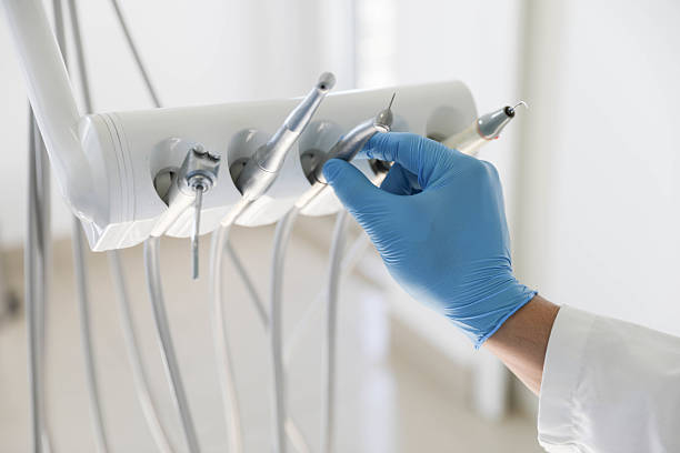 Professional Dental Veneers technician working in Arlington, VA
